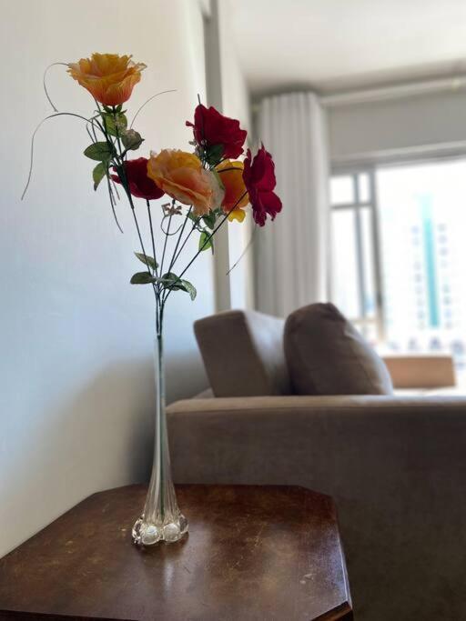 Apartamento Otima Localizacao Quadra Mar E